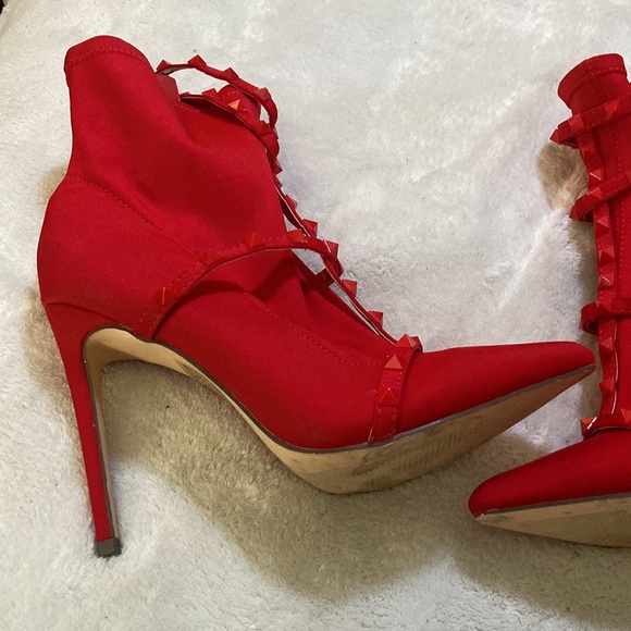 Fashion Nova boots❤️ - Picture 4 of 11